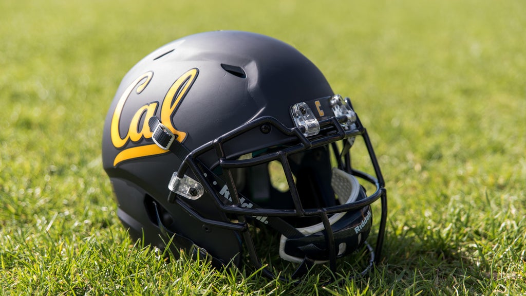 Kevin Jennings breaks SMU's TD passing record as No. 23 Mustangs beat Cal 59-20 — CBS Bay Area (KPIX), Shanghai Technology news