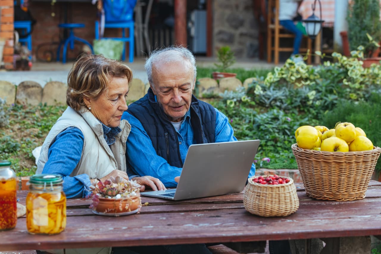 ‘Fancy cars hold no appeal’: My wife and I have a 99% chance of outliving our savings. Why don’t we spend it all? — Shanghai Health news